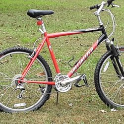 Mint ... Specialized Hard Rock Men's Mountain Bike