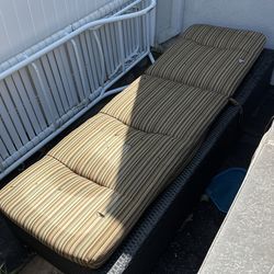 Outdoor Lounge Chairs 