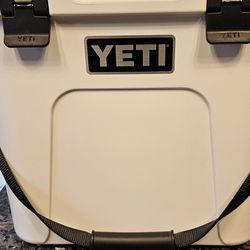 Brand New Yeti Roadie 24 Cooler