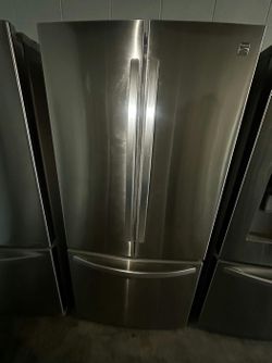 Kenmore French Door Fridge in Stainless Steel
