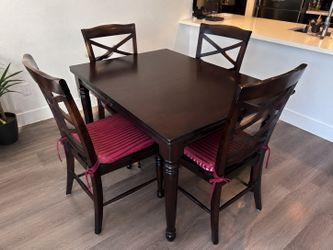 Dining room bar height table (~4 ft tall) + 4 bar chairs