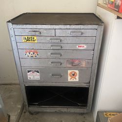 Rolling Tool Chest with 7 drawers