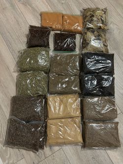 Pimienta negra, pimienta bola, comino, orégano, laurel, calvo, canela