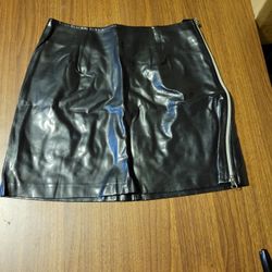 Vinyl Black Zipper Skirt Size 5