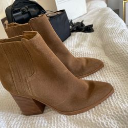 Suede boots Marc Jacobs size 6.5