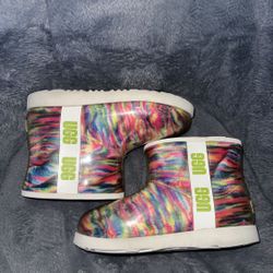 Uggs Boots 4y Used $35