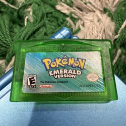 Gameboy Advance Pokemon Emerald Game