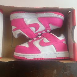 Nike Dunk Laser Fuchsia Size 5c