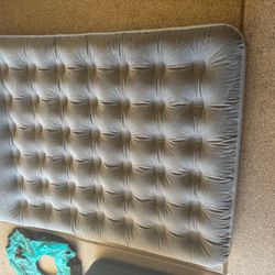 Bestway Air Mattress – Full/Queen (Built-In Pump)