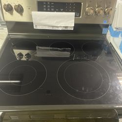 All Electric Stove 4 Burners