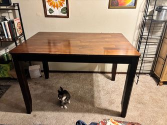 Expanding Family dining table
