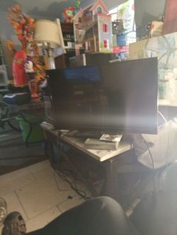 SELLING EVERYTHING  MUST GO