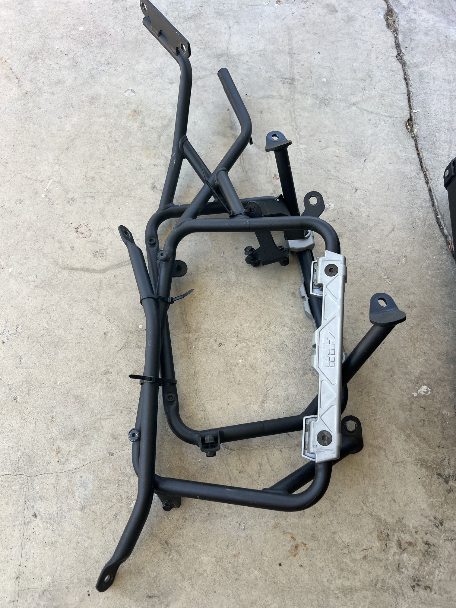 Givi Trekker Outback Side Case Mounts