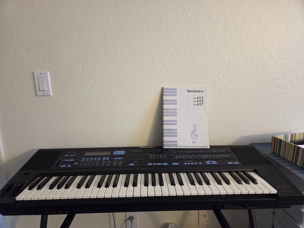 Technics AX7 Keyboard