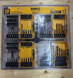 Dewalt 110piece DRILL BIT AND SCREWDRIVING BIT SET