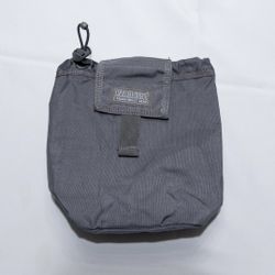 Vanquest ISOPOD-MEDIUM 2.0 Fold-Up Pouch