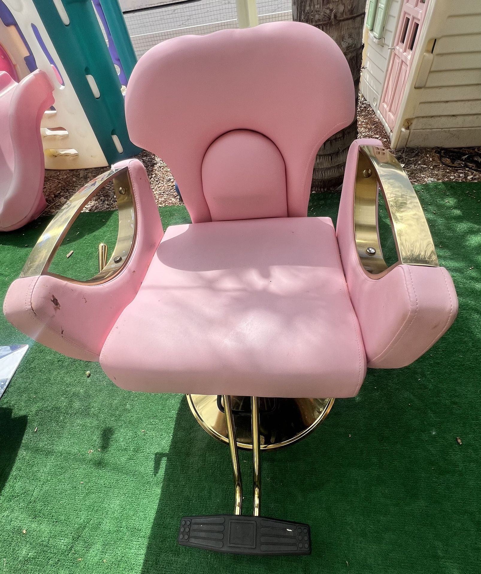 Kids Salon Chair – Hydraulic Base – Pink & Gold ✨💇♀️