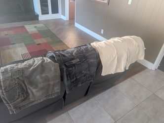 Men's shorts- waist 40 inchs