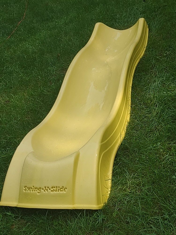 Playhouse Slide (Swing & Slide)