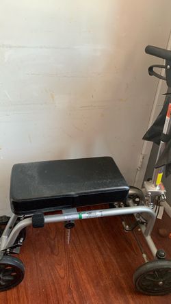 Knee scooter