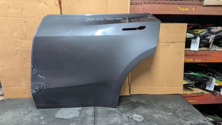 2020-2021-2022-2023-2024-2025-2026 TESLA MODEL Y LEFT REAR DOOR OEM USED #11549