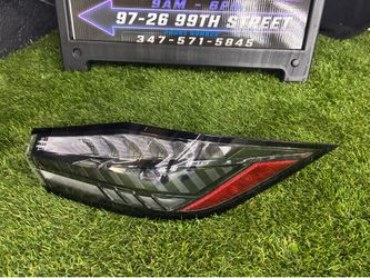 Sentra original tail light ( not afterma)