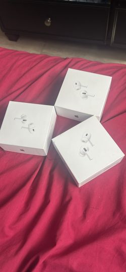 Apple AirPods Pro – Lot of 3