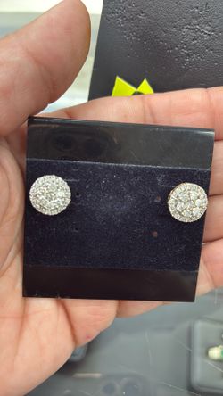 10K 1cttw cluster  studs