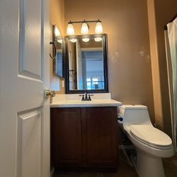 Bathroom Vanity & Accessories 