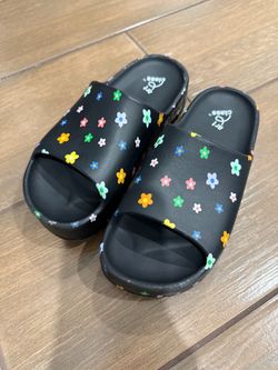 Floral sandals