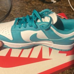 Nike Dunk Low next nature 