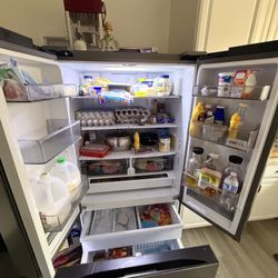 samsung fridge for sale… 
