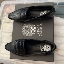 Vince Camuto 