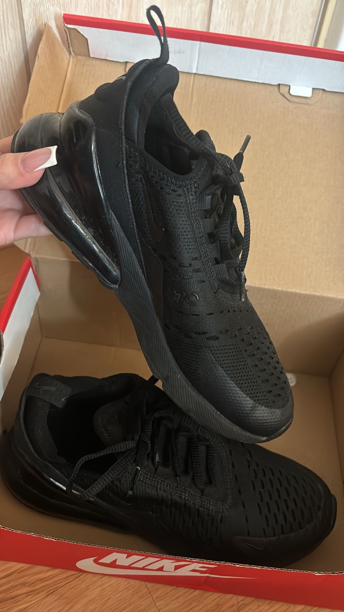 Nike Air Max 270 for Sale in Glendale, AZ - OfferUp display picture 3