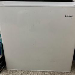 Haier Mini Fridge