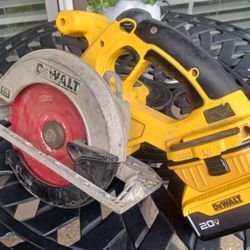 DeWalt DC390 18V OR 20 V Cordless 6-1/2" Circular Saw Bare Tool ONLY 