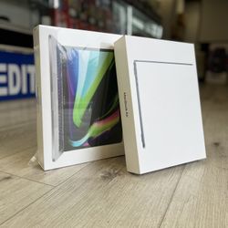 MacBook Pro 13 inch M2 Chip & MacBook Air M2 Chip Available 