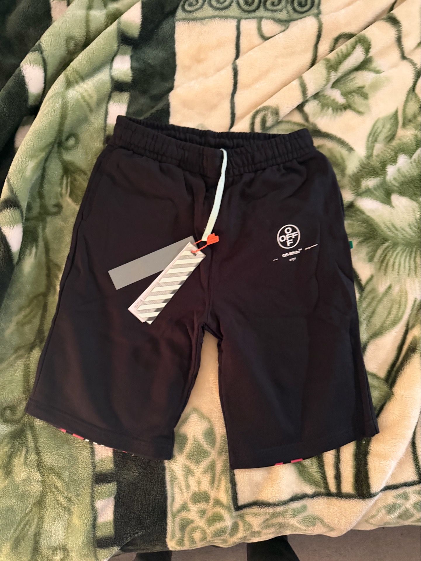 Off-White Black Diag Stencil Shorts size xs