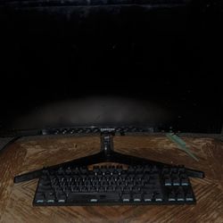 Samsung 122hz Gaming Monitor With Hyper X Keyboard 