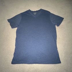 Old Navy Men small adult shirt blue v neck Short Sleeve  A007