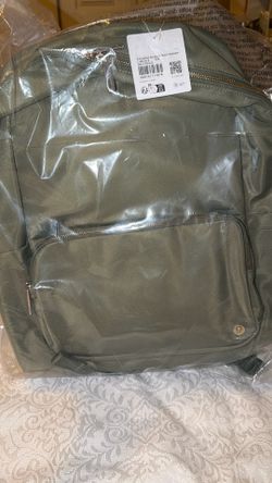 Brand new green everywhere lululemon gold hardware backpack