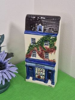 Hazle Ceramics England A Nation of Shopkeepers Chemist