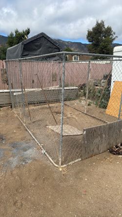 Dog pen