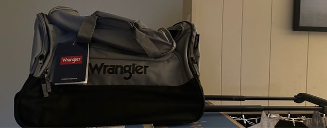 21” Travel Size Duffle Bag With Wheels
