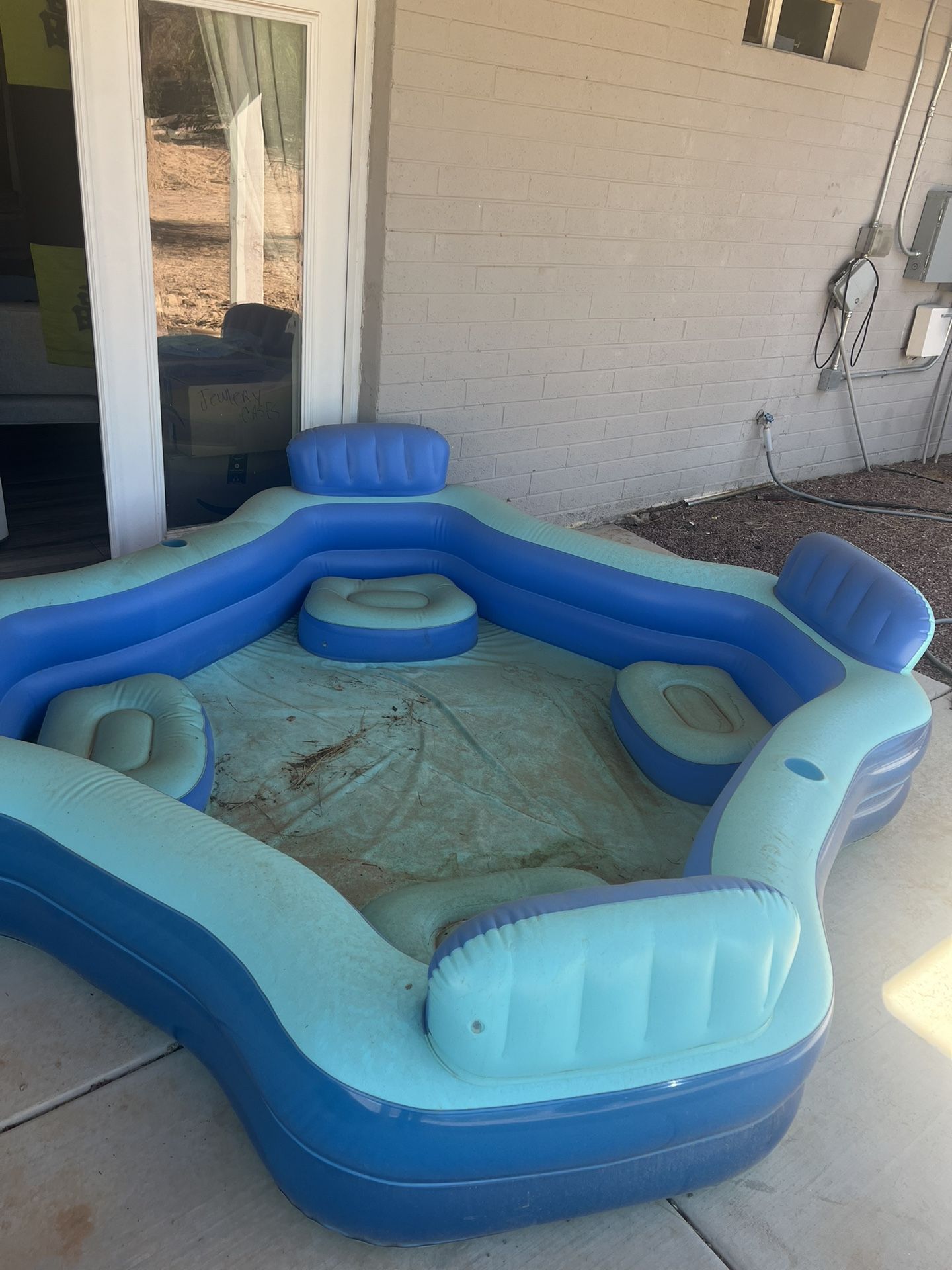 Blow Up Sitting pool With Electric Pump