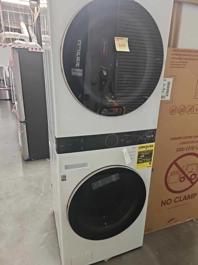 LG Frontload Gas WashTower