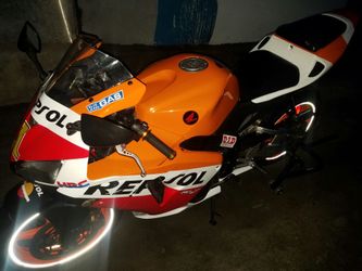 2005 Honda cbr 600 Repsol Edition