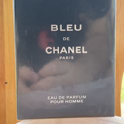 Bleu de Chanel Pairs