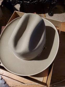 Stetson  3 x Beaver
