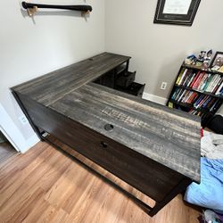 L-Shaped executive Desk